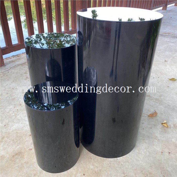acrylic wedding pedestals