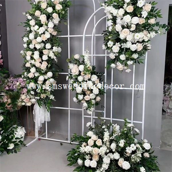 greenery runner wedding