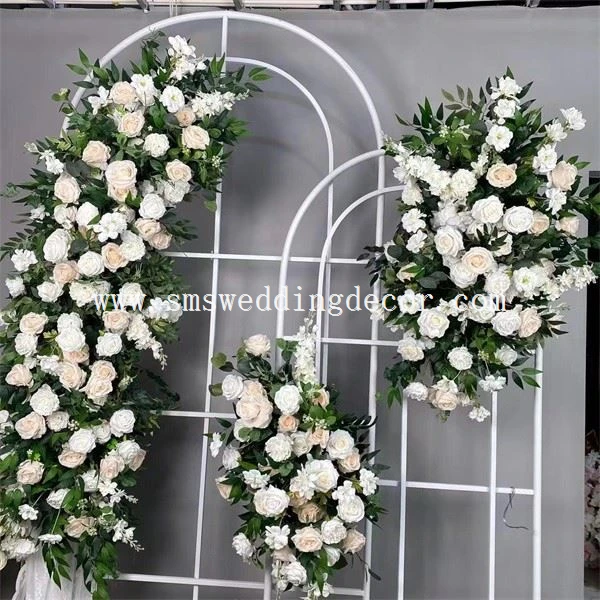 wedding table greenery runner