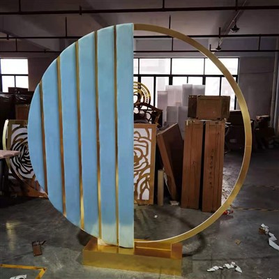 Kadife Zemin Yuvarlak Kapak